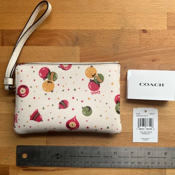 Coach Wristlet Holiday Print - Picture 4 of 7